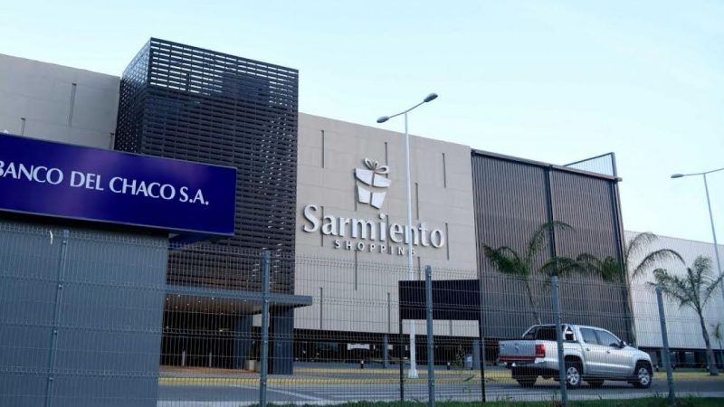 El Shopping Sarmiento prohíbe el ingreso a las personas que no estén vacunadas