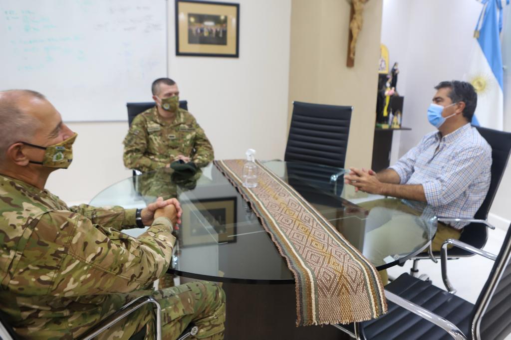 El Gobernador y el nuevo Comandante de la III Brigada de Monte coordinaron trabajo conjunto para asistencia a poblaciones en situación de emergencia