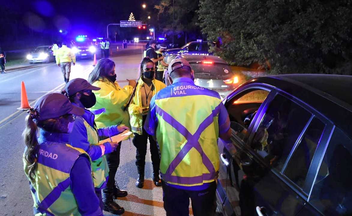 Pascuas en Resistencia: 52 vehículos secuestrados por alcoholemia positiva y dos bares clausurados