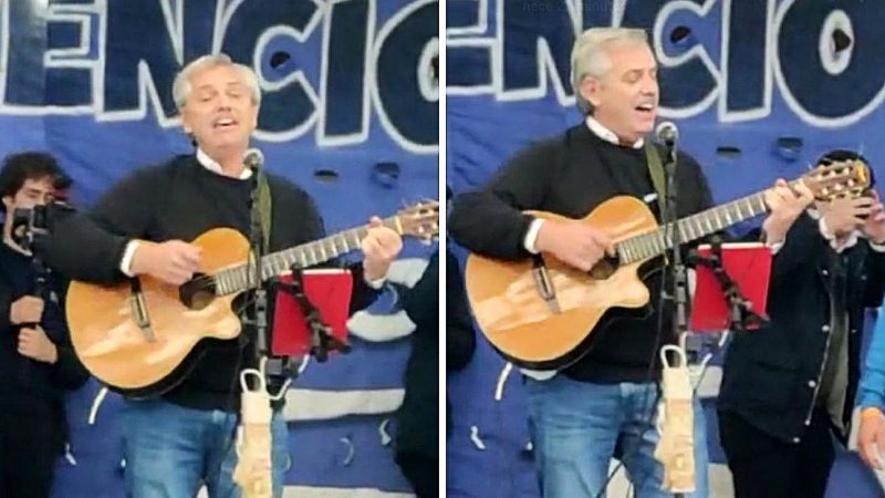Guitarra en mano, Alberto Fernández entonó un tema de Litto Nebbia en el acto del Movimiento Evita