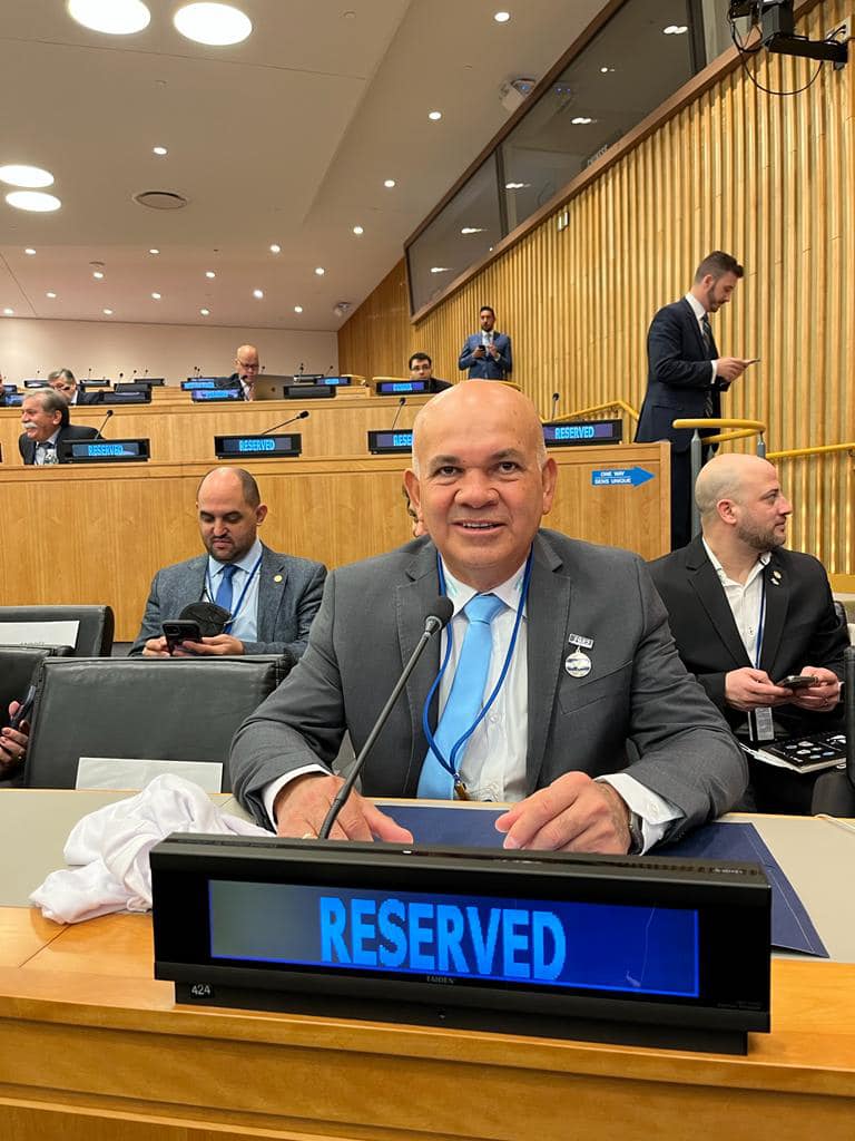 Aldo Leiva, ante el Cómite de Descolonización de la ONU ratificando el pedido de Soberanía Argentina en Malvinas