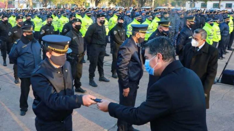 Día de la Policía del Chaco: Capitanich anunció el ascenso de más de 1900 agentes