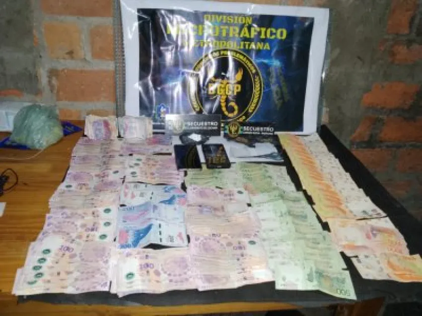«Kiosco» de droga en Resistencia: secuestran cocaína, marihuana y dinero en efectivo