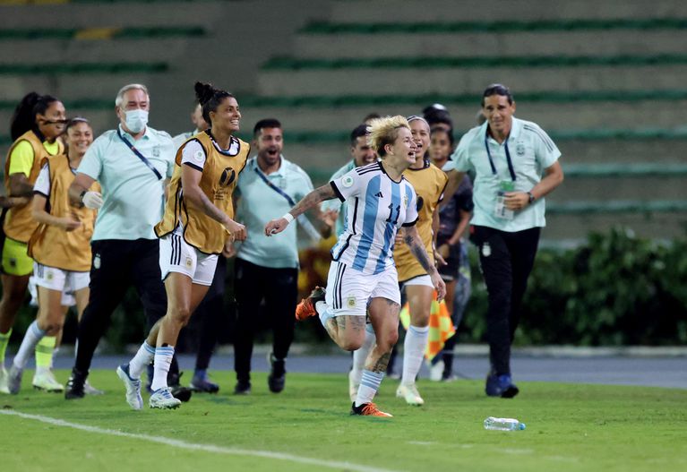 Las chicas son Mundialistas | La Seleccion femenina de futbol, ganó a Paraguay y se metio en el Mundial 2023