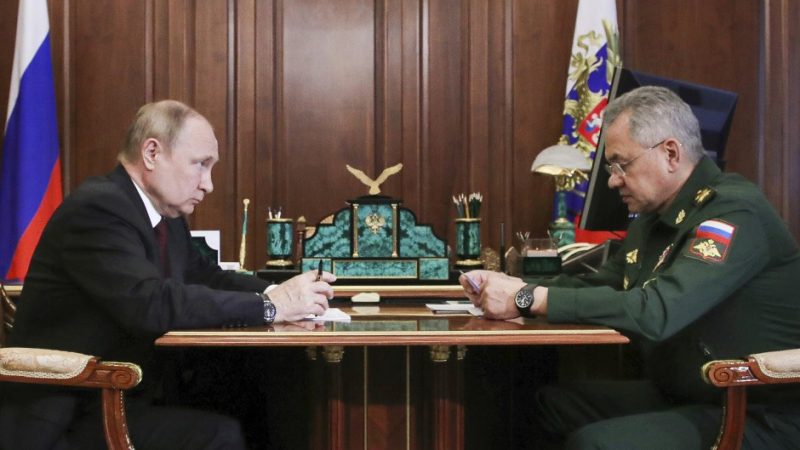 Putin consolida el control en el este de Ucrania y analiza pactar una tregua