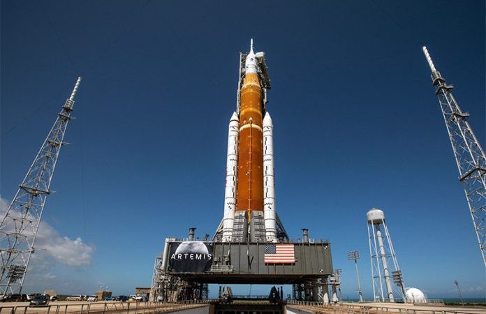 NASA pospuso en lanzamiento del Artemis I por un «sangrado del motor»