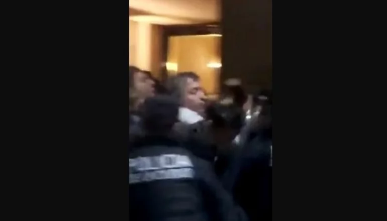 Policías de la Ciudad insultaron y golpearon a Máximo Kirchner frente a la casa de Cristina