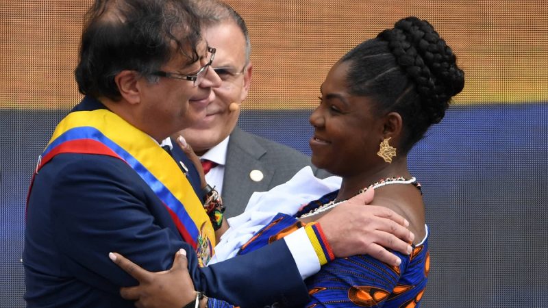 Gustavo Petro asumió como presidente de Colombia: “Es hora de dejar atrás los bloques y las diferencias ideológicas”