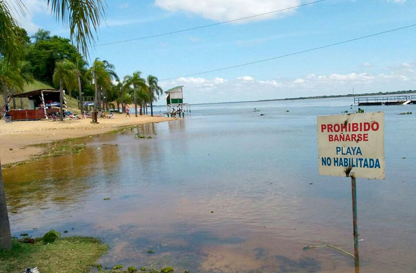 Cierran las playas en Paso de la Patria e Itatí por la crecida del Paraná