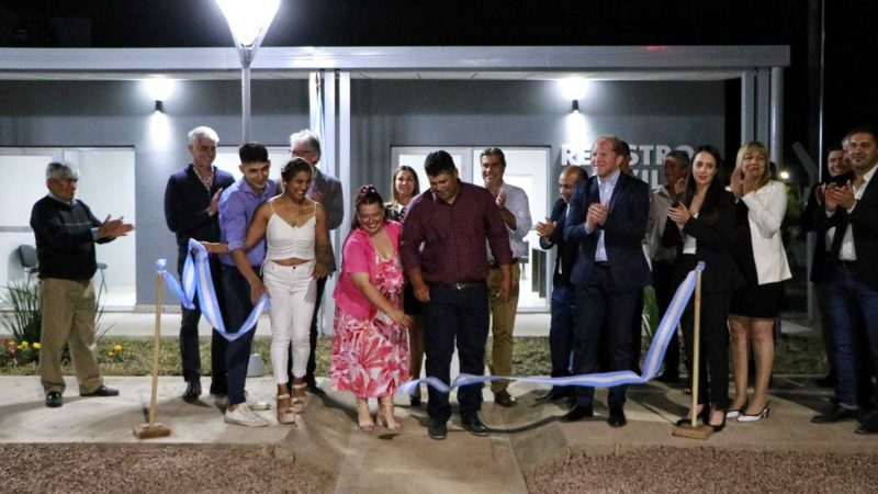 La Verde: Capitanich inauguró  la sede del registro civil, cuadras de pavimento y otras obras por su 105° aniversario
