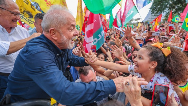 Lula Da Silva, vuelve a ser por tercera vez presidente de Brasil dejando atras a Jair Bolsonaro