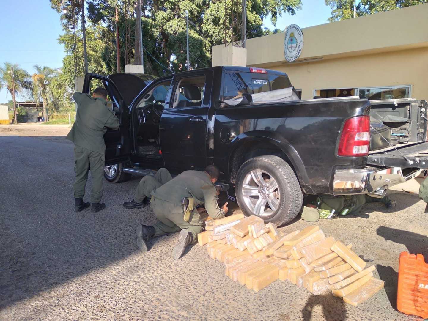 Gendarmeria secuestra 121 kgs. de marihuana rumbo a Resistencia