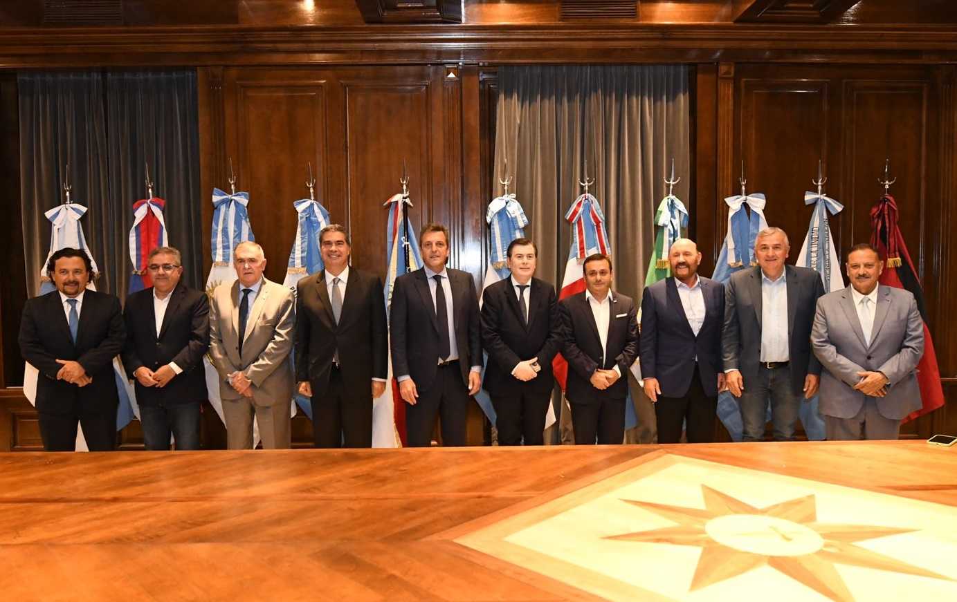 Los gobernadores del Norte Grande se reunieron con el Ministro de Economia, Sergio Massa