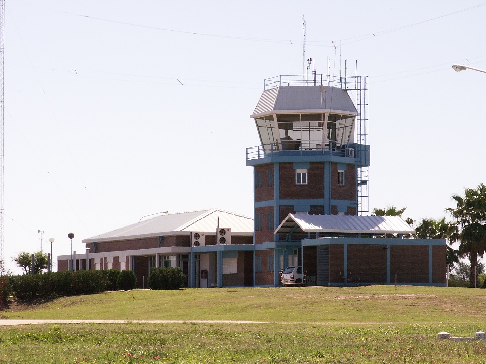 Invertiran 300 millones de pesos para que el aeropuerto de Saenz Peña comience a operar desde marzo