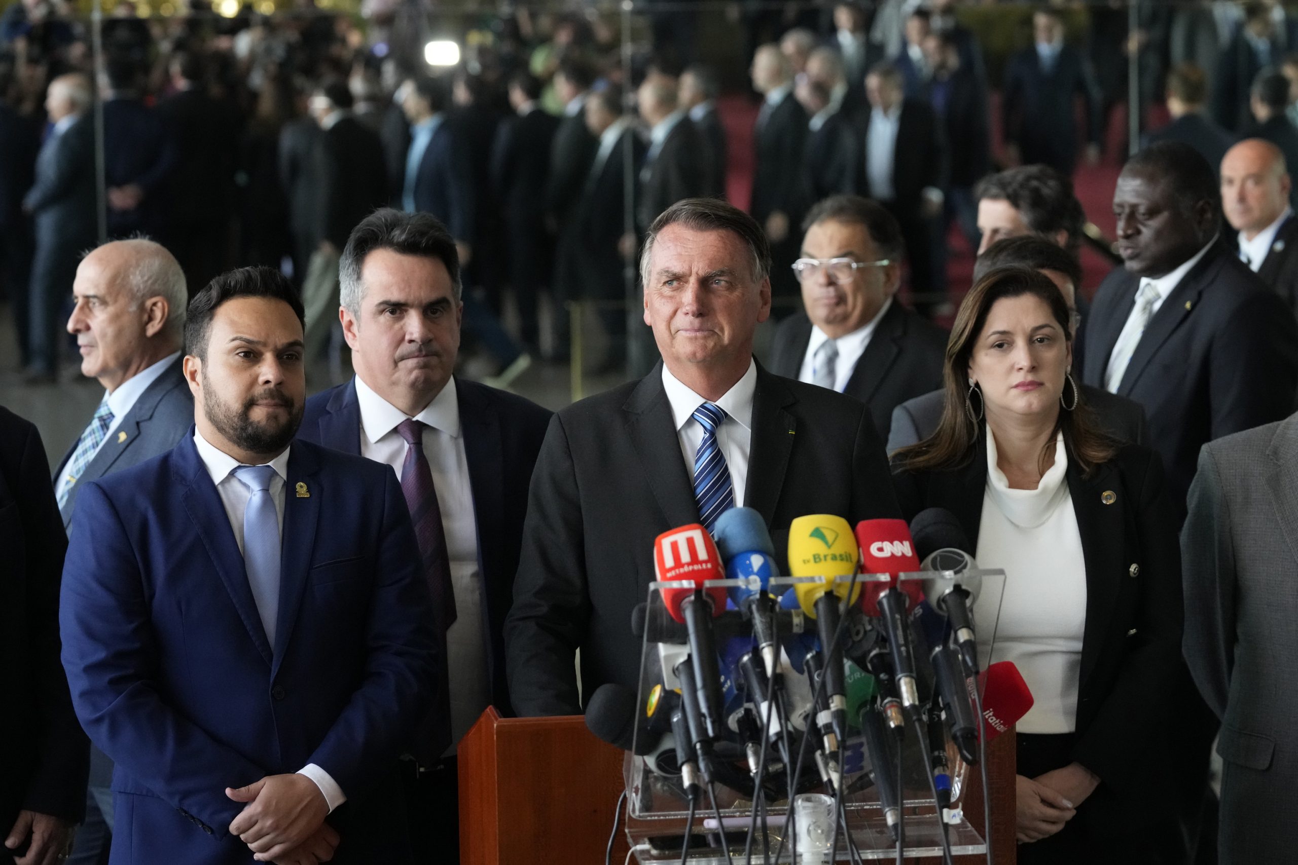 Bolsonaro habló por primera vez, se reivindicó como líder de la derecha y no dijo nada sobre la derrota del domingo