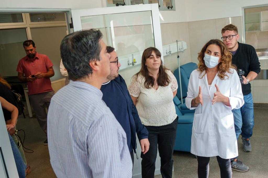 Inauguran las remodelaciones de la Guardia de Emergencia del Hospital Perrando