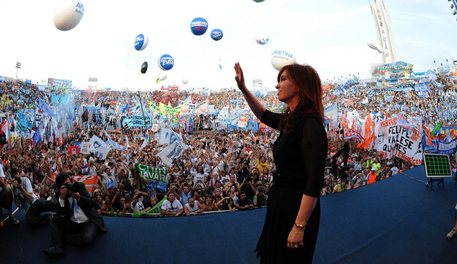 Cristina Fernández vuelve a dar un discuro esta tarde en un acto en Avellaneda