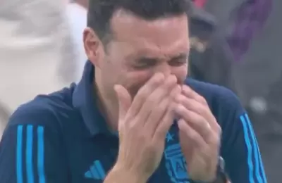 El llanto de Lionel Scaloni tras la definición por penales que consagró campeón mundial a Argentina