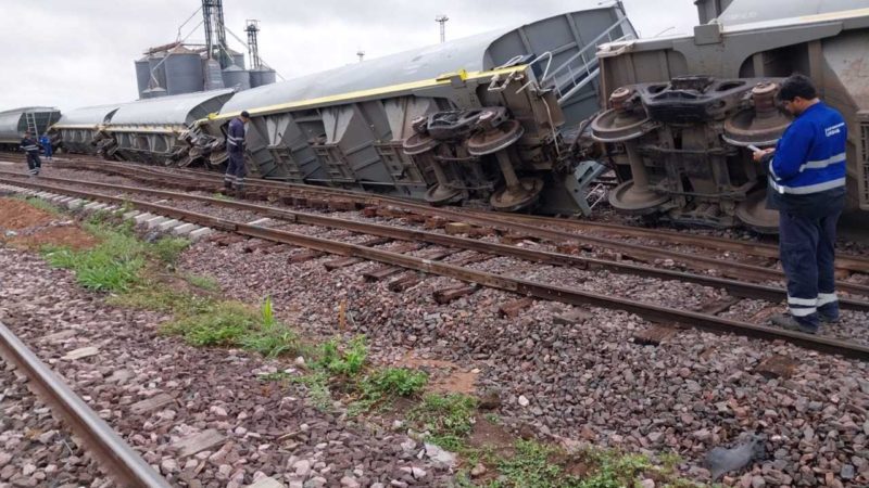 Descarrilan 6 vagones de tren a la altura de Gral. Pinedo