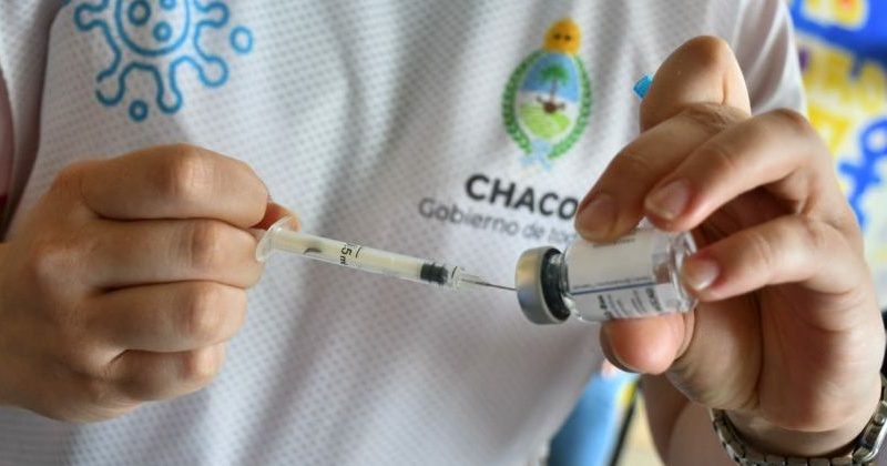 Llegaron 23.400 dosis de vacunas bivalentes contra el Covid-19 y ya se distribuyen en toda la provincia