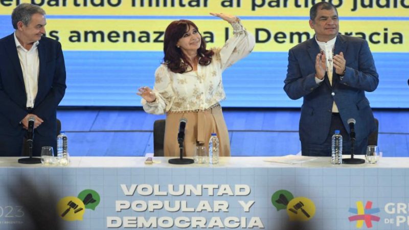 Cristina Kirchner ante el Grupo de Puebla: «Este gobierno no es mío»