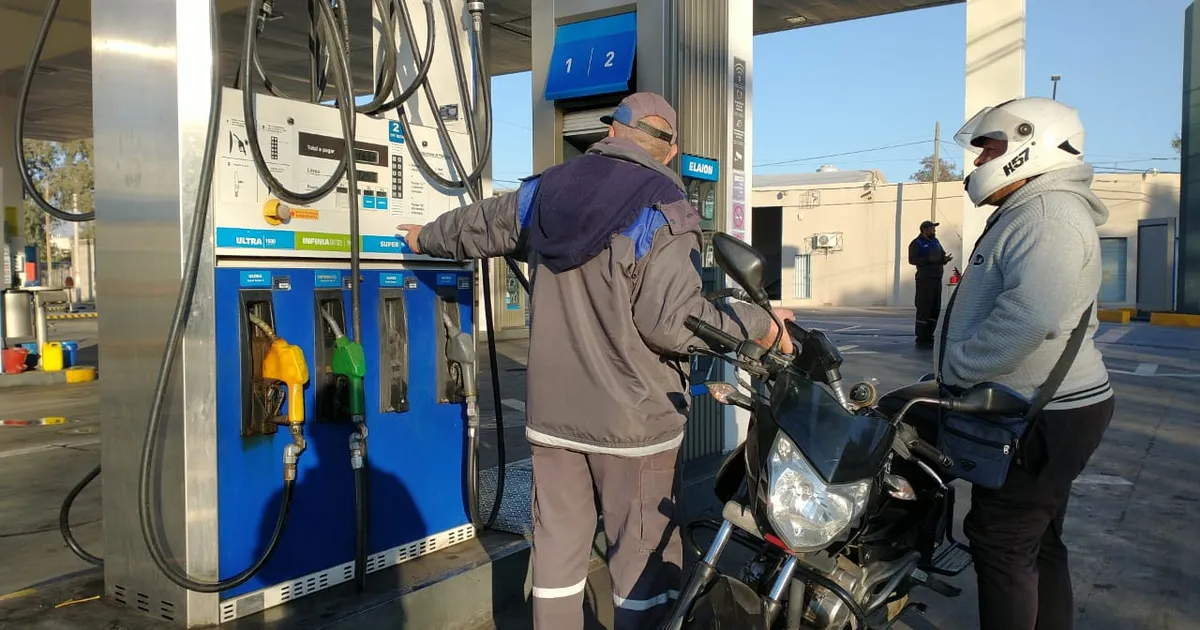 Este sábado se espera una nueva suba en el precio de los combustibles en el Chaco