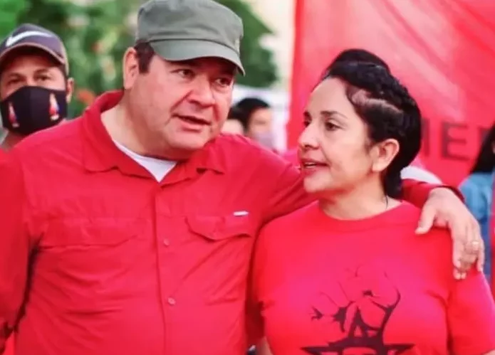 Marcela Acuña pide prisión domiciliaria para su marido, Emerenciano Sena
