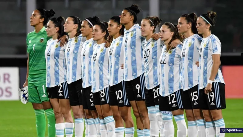 Mundial de Futbol: Argentina va por hacer historia esta tarde contra Sudafrica