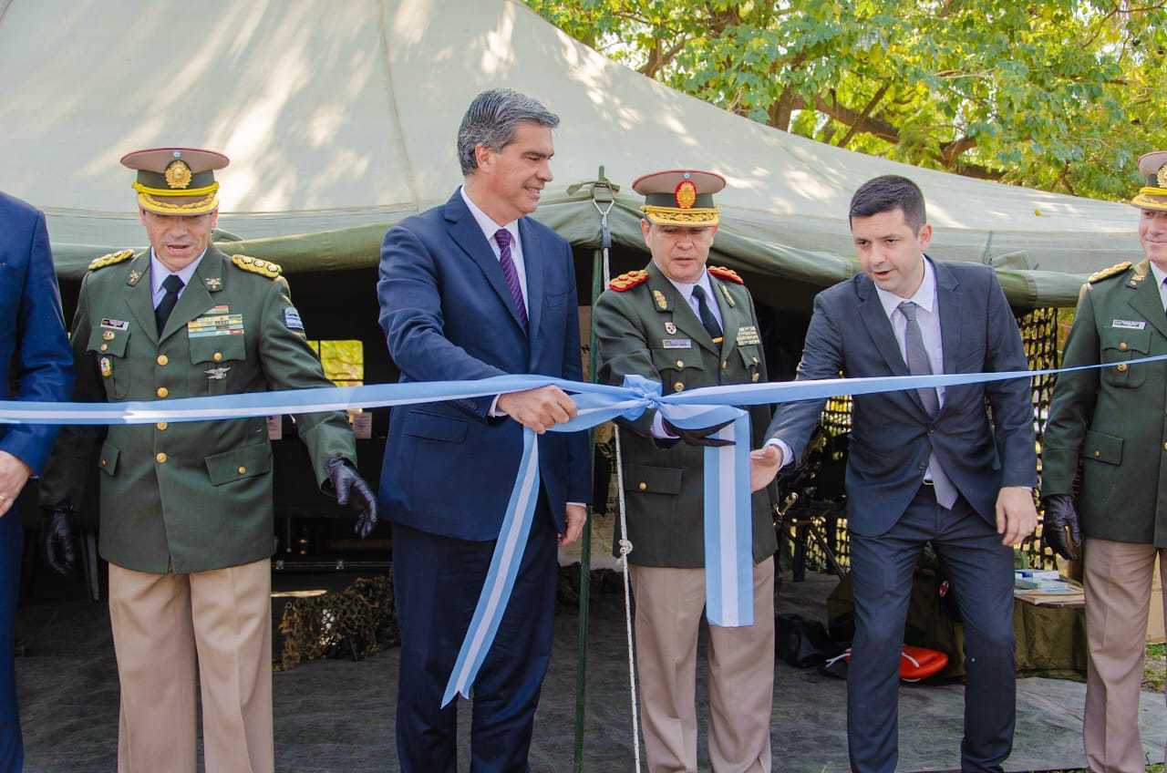 En el 85º aniversario de Gendarmería Nacional, Capitanich destacó su rol clave en la defensa de la seguridad pública y la protección de las fronteras de la Patria