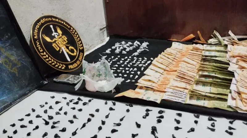 Kiosco narco en Sáenz Peña: División microtráfico secuestra 388 envoltorios de cocaína listas para ser vendidas