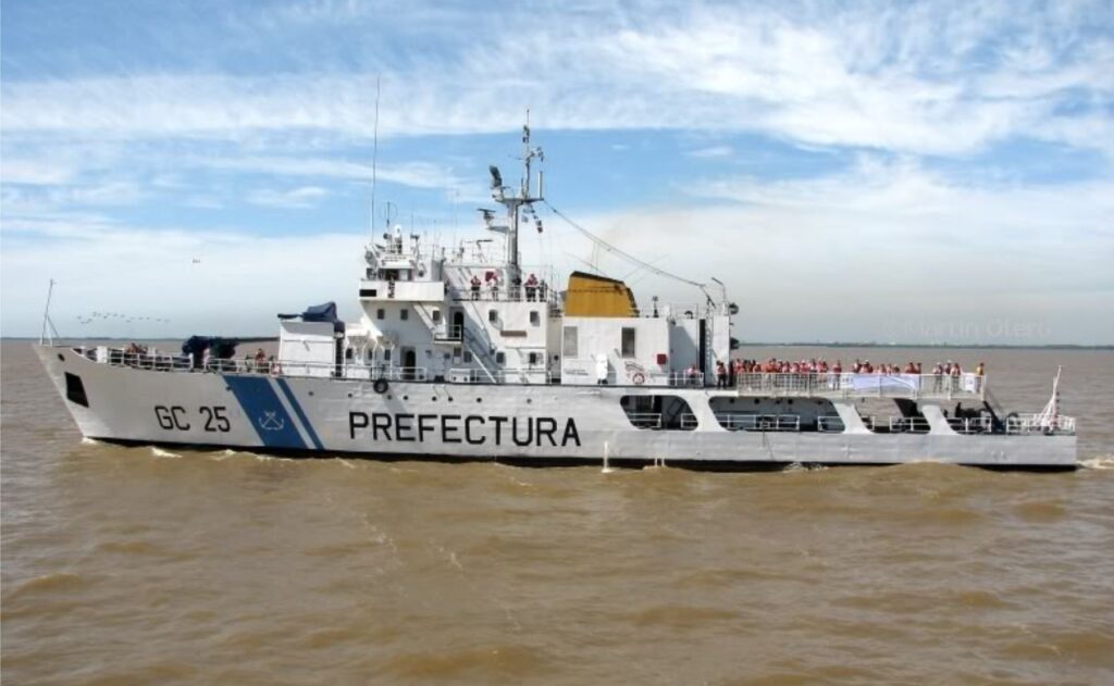 En confuso episodio, efectivos de Prefectura disparan a un oficial de la Armada paraguaya por supuesto contrabando