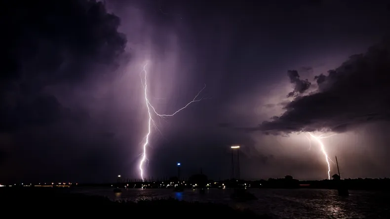 Alerta por tormentas y vientos fuertes a partir de esta noche