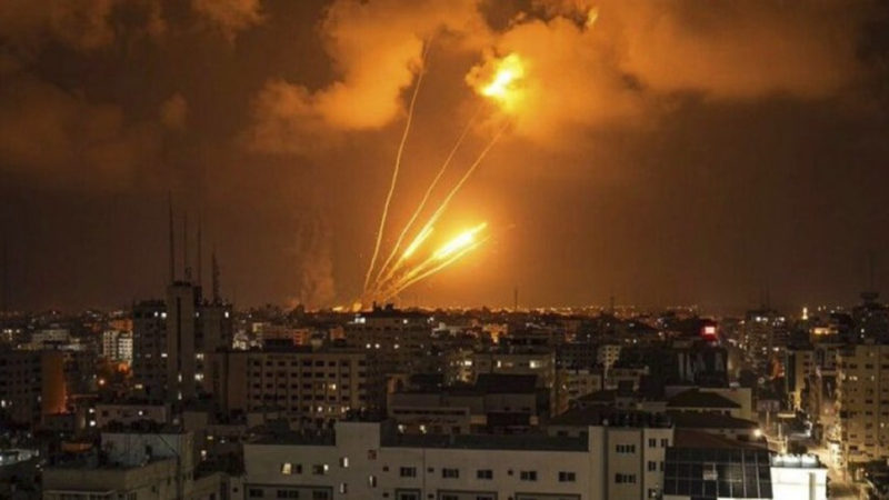 Israel responde el ataque de Hamas y ya hay más de 400 muertos