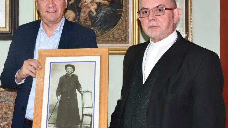 El gobernador electo Leandro Zdero, fue recibido por el Arzobispo Monseñor Dus: «La construcción es entre todos»