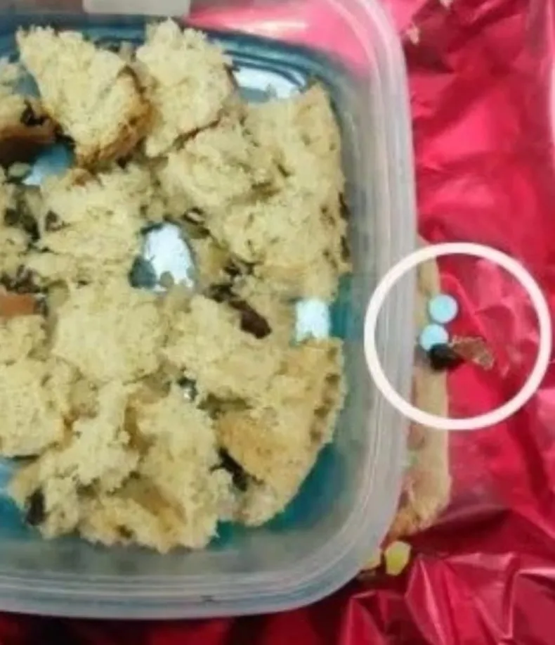 Intentaron pasarle pastillas a Marcela Acuña escondidas en un Pan Dulce