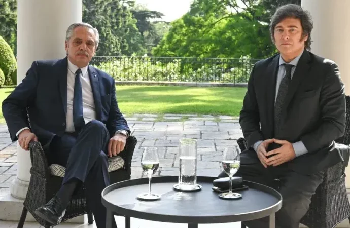 Milei desayunó con Alberto Fernández en la Quinta de Olivos y dió comienzo a la transición