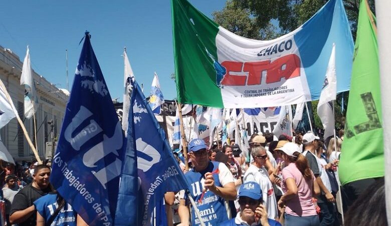 Sindicatos y organizaciones marcharon por las calles de Resistencia en el primer paro nacional a gobierno de Milei
