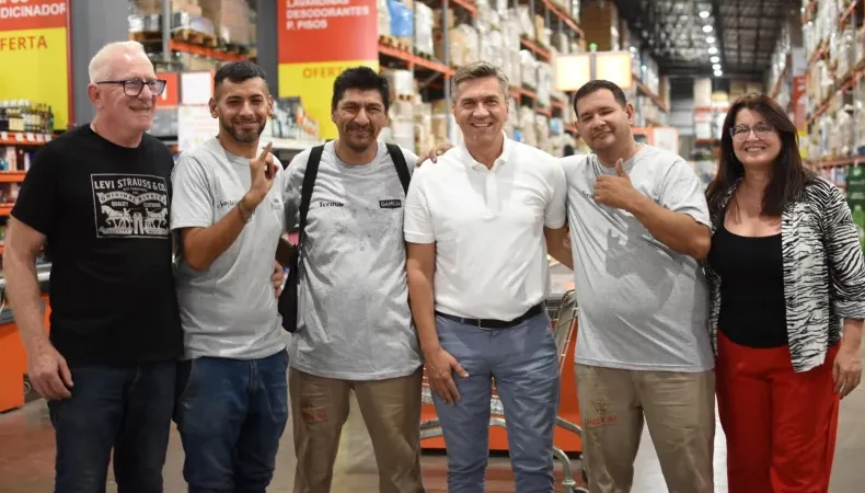 Zdero visita Supermercado mayorista que integra  a personas con discapacidad