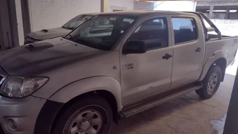 Trabajador estatal denuncia que el ex – Ministro Chapo no habría devuelto una camioneta oficial faltante