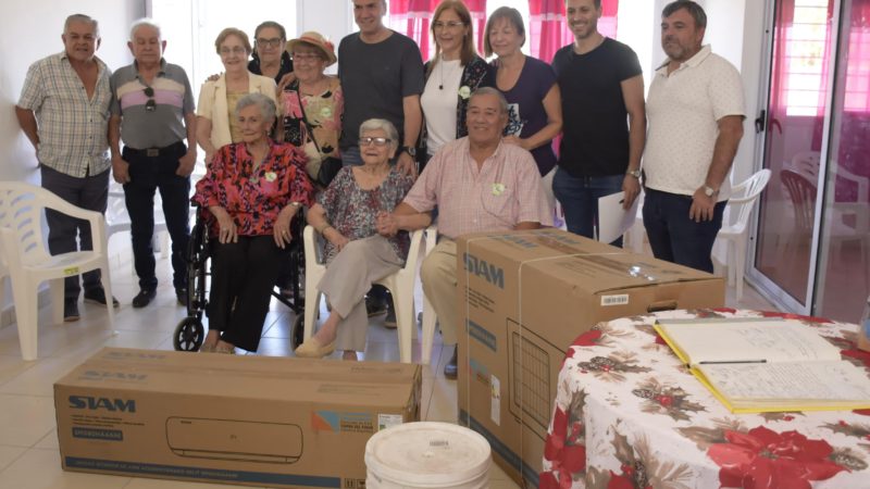 Gobernador Zdero acercó ayuda al Centro de Jubilados «Vida Plena» de Quitilipi