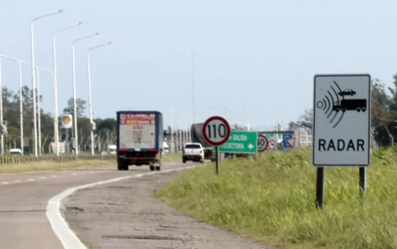 Zdero anunció que no se cobrarán las polémicas fotomultas