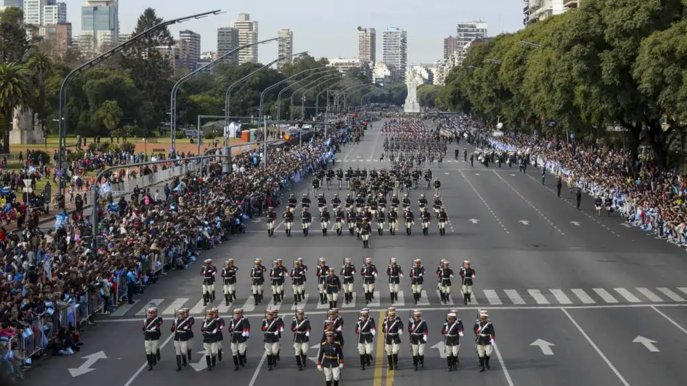 Los detalles del mega desfile de este 9 de Julio: regimientos históricos y casi 7.000 militares, policías y veteranos