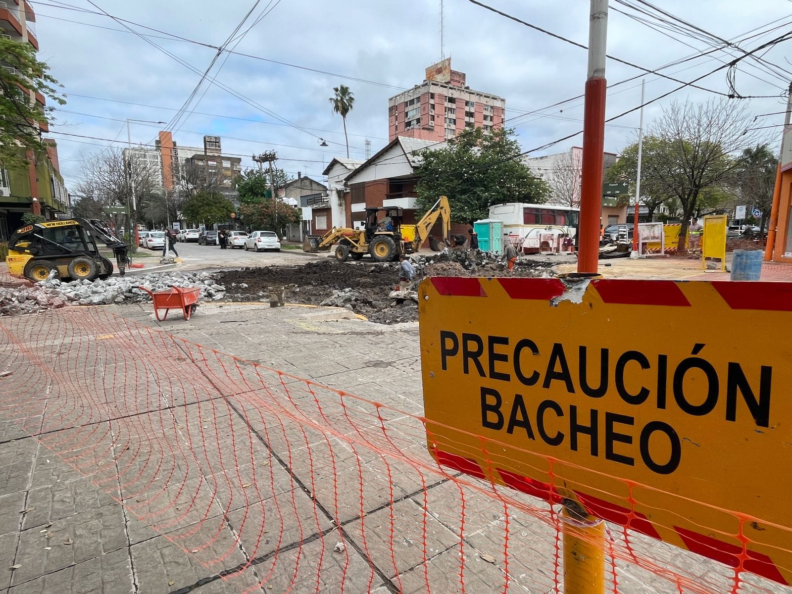 La Municipalidad de Resistencia continua adelante con Plan de Bacheo 2024 en distintas arterias de la ciudad