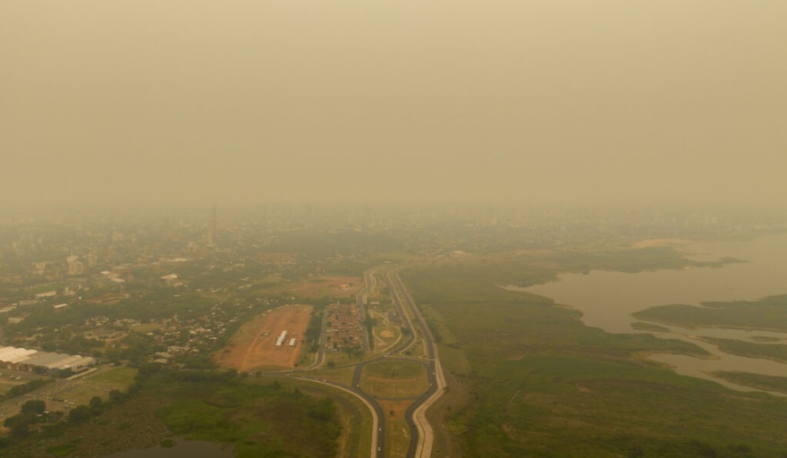 Se espera para esta tarde/noche un frente sur con lluvias que disipe las nubes de humo