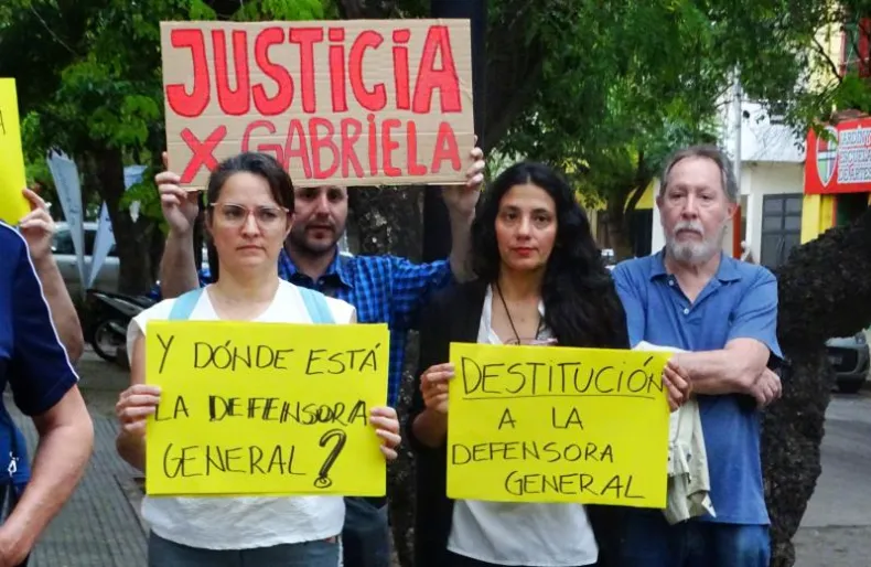 Trabajadora Judicial internada a la fuerza: «Evidentemente a alguien molesta y la respuesta a su denuncia fue internarla»