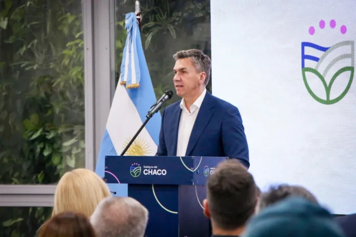 Zdero acompañó la presentación del Rigi en el Chaco