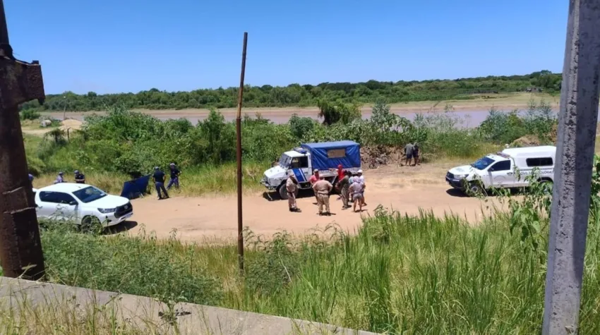 Un niño de 7 años, fue hallado sin vida en el Riacho Barranqueras