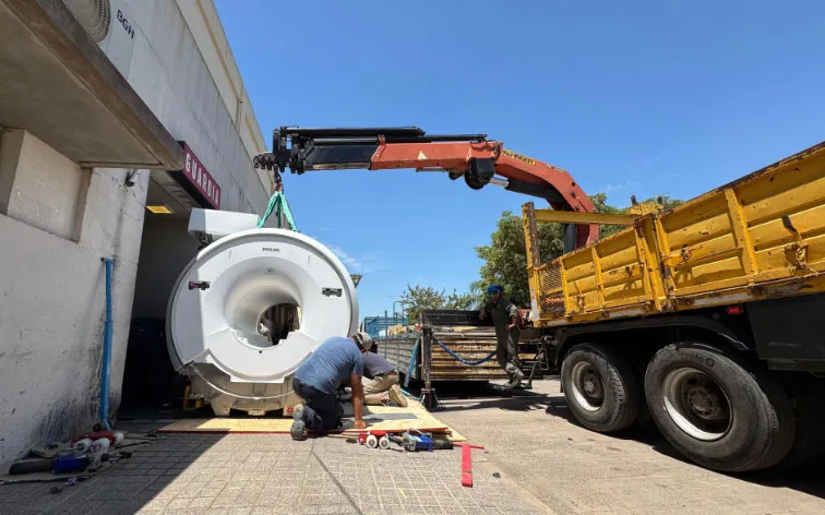 Instalan el primer resonador magnético en el Hospital Pediátrico «Dr. Avelino L. Castelán»