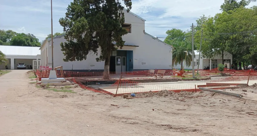 General San Martín: Avanzan las obras de ampliación y refacción del hospital «Félix Pértile»