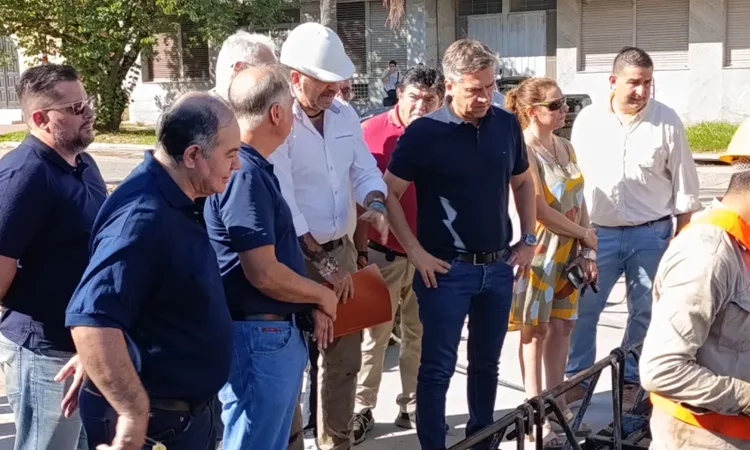 Zdero supervisó las obras de repavimentación de la avenida 25 de Mayo: «Queremos una Resistencia más linda»